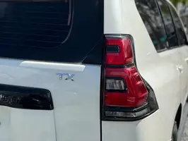 2013  Toyota Prado - Image 12