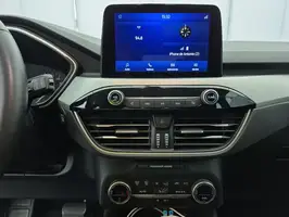 2022  Ford Escape - Image 38