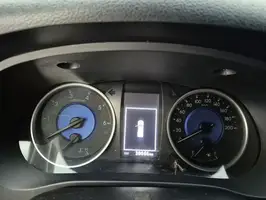 2016  Toyota Hilux - Image 22