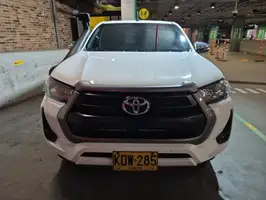 2021  Toyota Hilux - Image 7