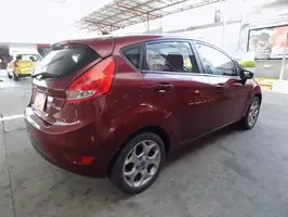 2013  Ford Fiesta - Image 25