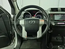 2017  Toyota Prado - Image 22