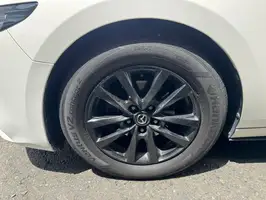 2021  Mazda 3 - Image 22