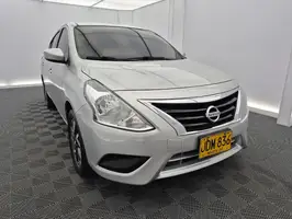 2017  Nissan Versa - Image 27