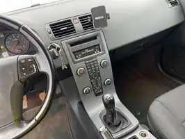 2013  Volvo Unknown - Image 23