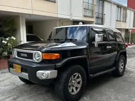 2019  Toyota Fj - Image 31