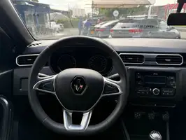 2024  Renault Duster - Image 26