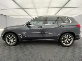 2019  Bmw X5 - Image 30