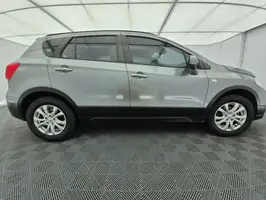 2022  Suzuki S - Image 35