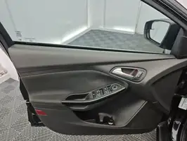 2015  Ford Focus - Image 19