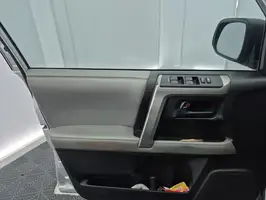 2011  Toyota 4Runner - Image 19