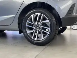 2025  Hyundai Hb20 - Image 17