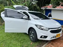 2017  Chevrolet Onix - Image 14