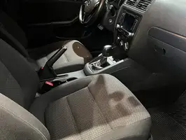 2016  Volkswagen Jetta - Image 20