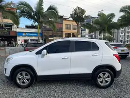 2014  Chevrolet Tracker - Image 11