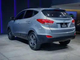 2014  Hyundai Tucson - Image 12