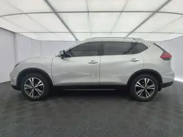 2019  Nissan X - Image 29