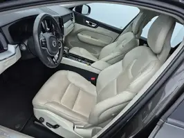 2018  Volvo Unknown - Image 23