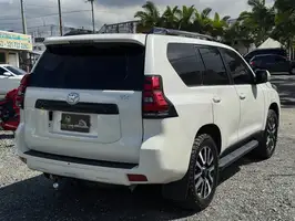 2013  Toyota Prado - Image 13