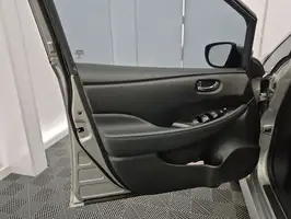 2021  Nissan Leaf - Image 15