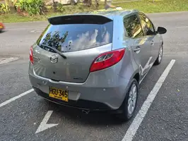 2014  Mazda 2 - Image 14