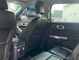 2021  Ford Explorer - Image 25