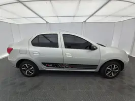 2020  Renault Logan - Image 16