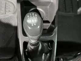 2022  Renault Kwid - Image 18