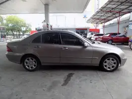 2005  Mercedes Unknown - Image 14