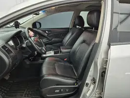 2009  Nissan Murano - Image 38