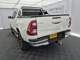 2021  Toyota Hilux - Image 14