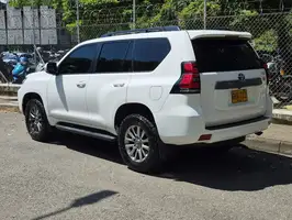 2020  Toyota Prado - Image 10