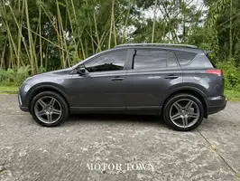 2018  Toyota Rav4 - Image 20