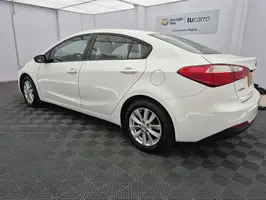 2015  Kia Cerato - Image 41