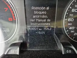 2014  Audi A4 - Image 24