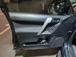 2015  Toyota Prado - Image 26