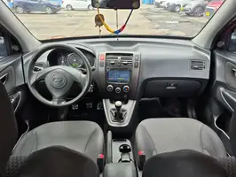 2009  Hyundai Tucson - Image 25