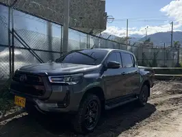 2023  Toyota Hilux - Image 19