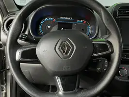 2025  Renault Kwid - Image 17