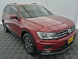 2018  Volkswagen Tiguan - Image 10