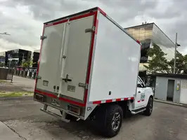 2025  Nissan Frontier - Image 17