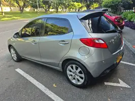 2014  Mazda 2 - Image 11