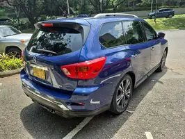 2017  Nissan Pathfinder - Image 33