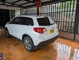 2017  Suzuki Vitara - Image 19