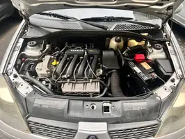 2010  Renault Clio - Image 18