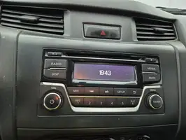 2019  Nissan Np300 - Image 6