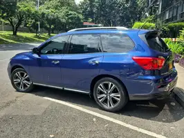 2017  Nissan Pathfinder - Image 29