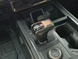 2025  Mercedes Unknown - Image 24