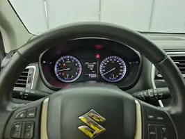 2022  Suzuki S - Image 24