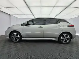 2021  Nissan Leaf - Image 9